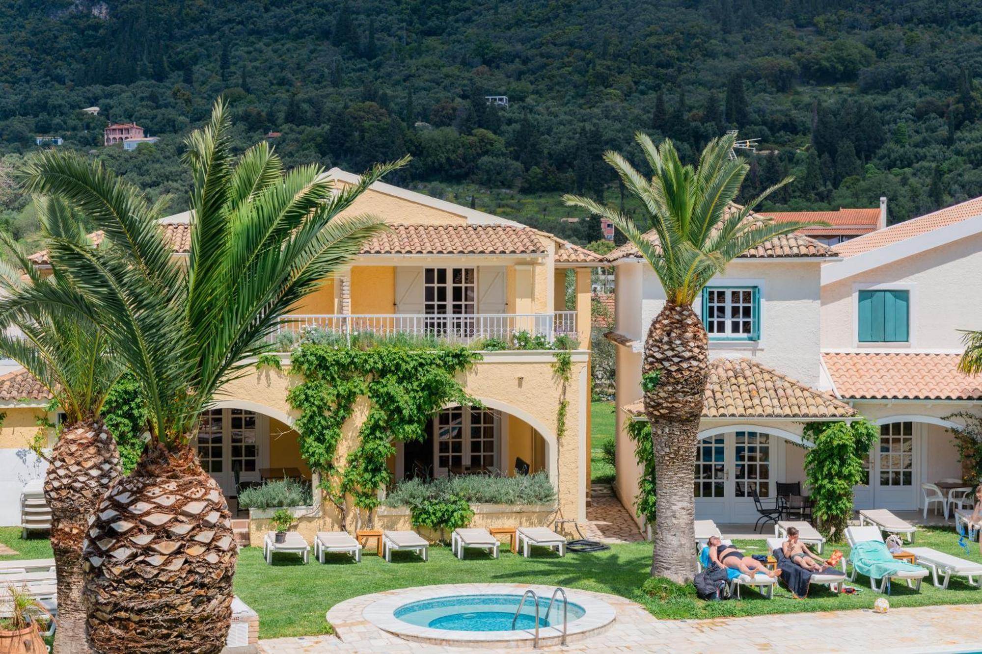 Valentino Corfu Aparthotel Ipsos Exterior photo